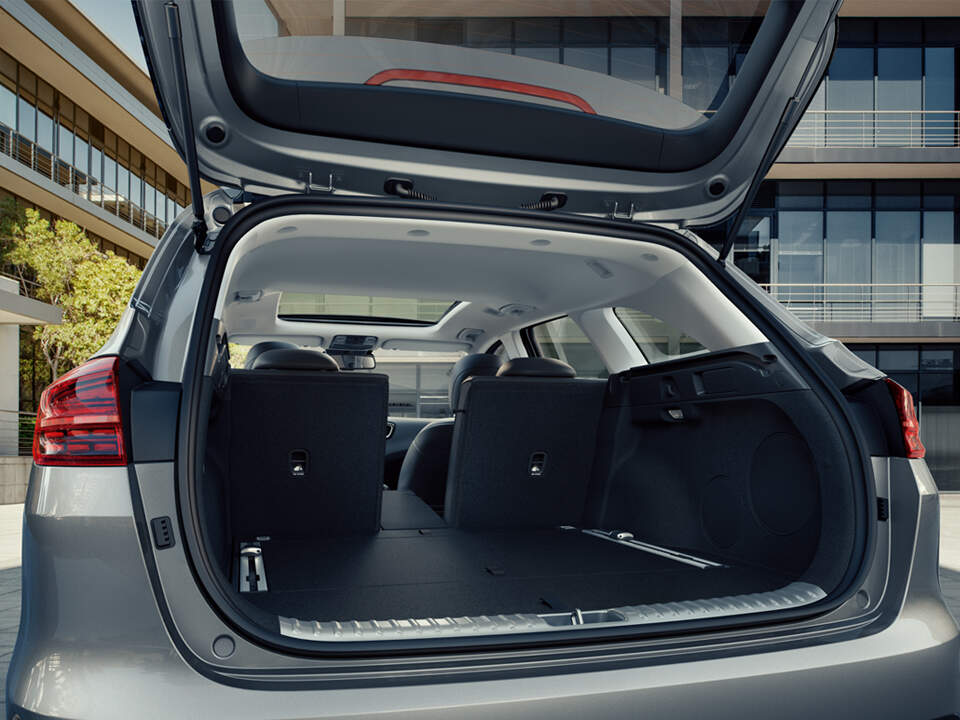 Kia Ceed SW 512L Bagaj Hacmi