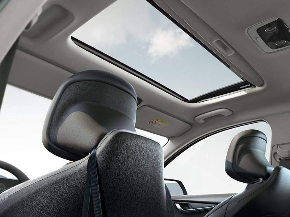 Elektrikli açılabilir sunroof