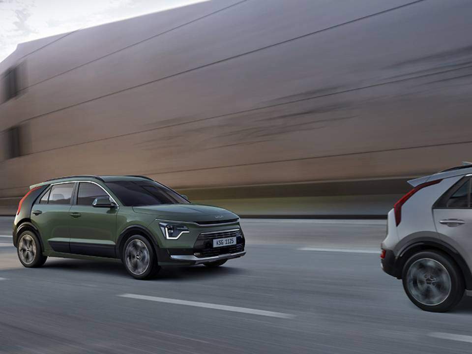 Stop & Go Özellikli Akıllı Hız Sabitleyici (Smart Cruise Control)