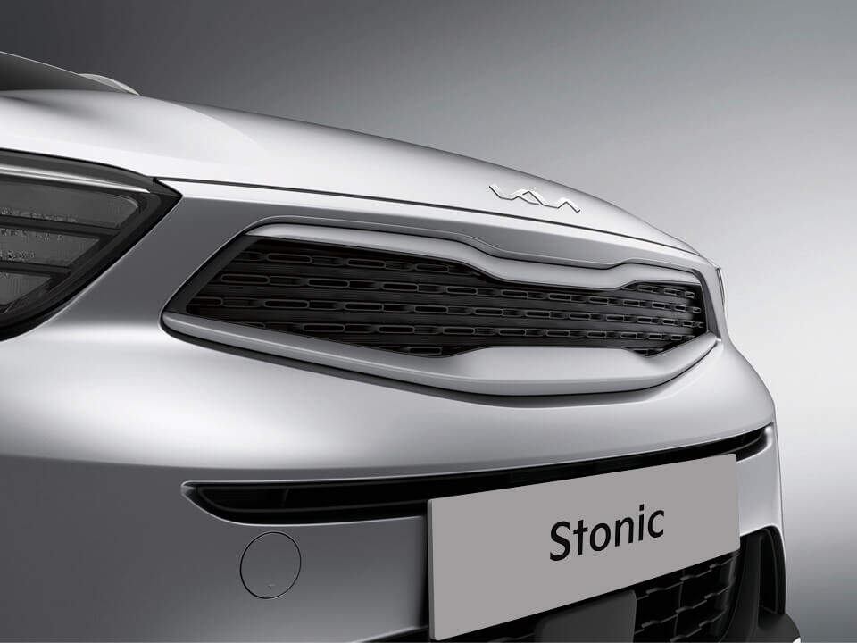 KIA Stonic Saten Siyah Krom Ön Izgara